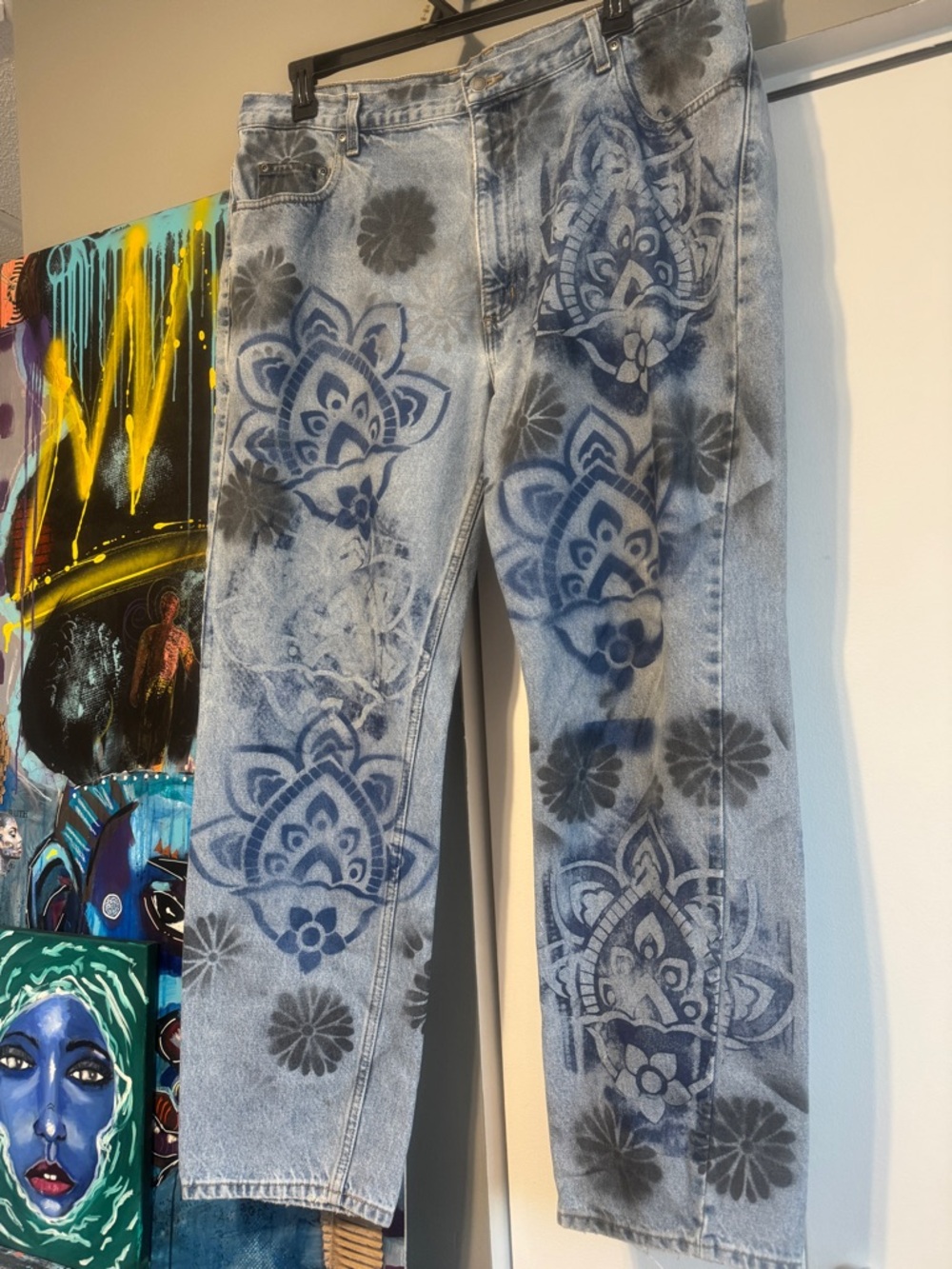 The ultimate boyfriend jeans hand painted streetwear 40x32